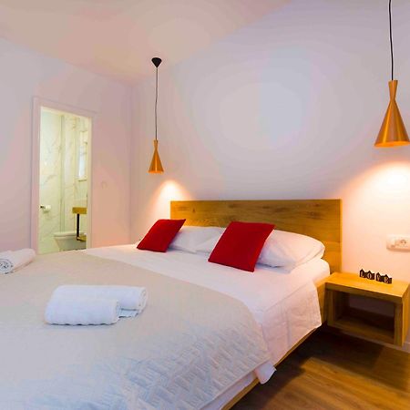 Bulli Croatia Hotel Donji Seget Exterior foto