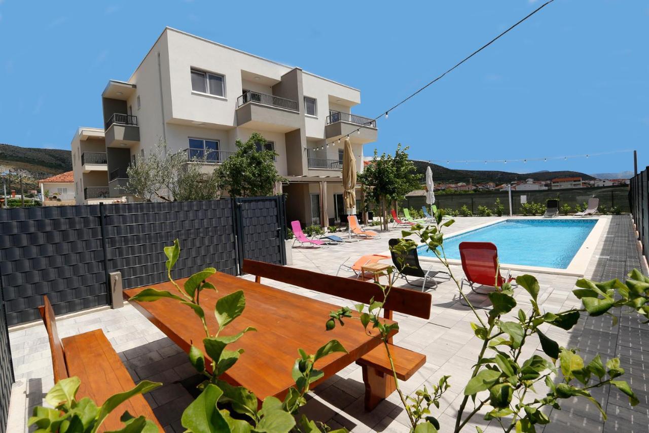 Bulli Croatia Hotel Donji Seget Exterior foto