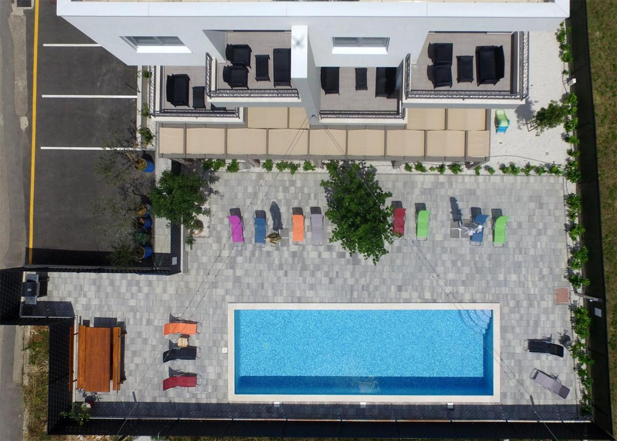 Bulli Croatia Hotel Donji Seget Exterior foto